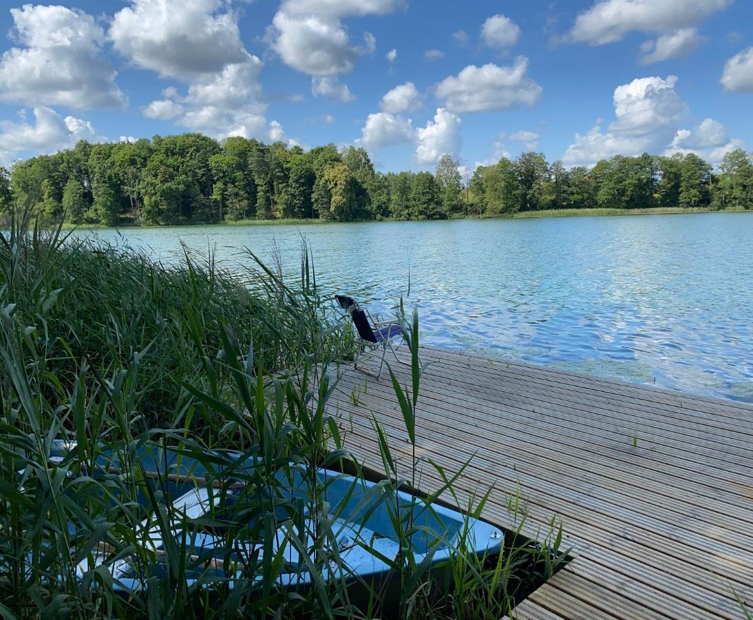 Miedzy Wodami - Domki Na Mazurach Mikołajki Exterior foto